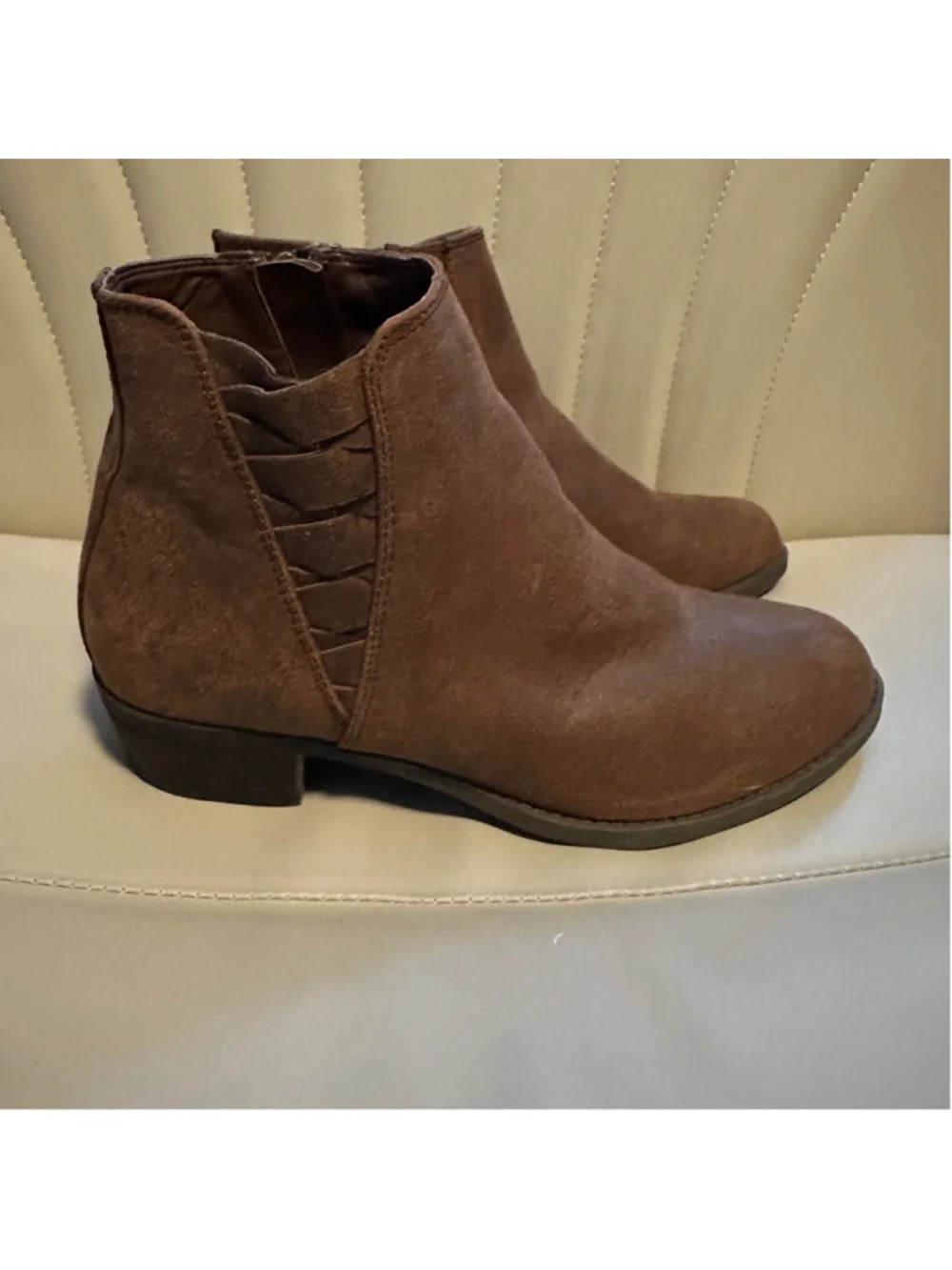 Carlos by Carlos Santana Women’s Brown Ankle Boots – Size 7.5, Pre-Owned